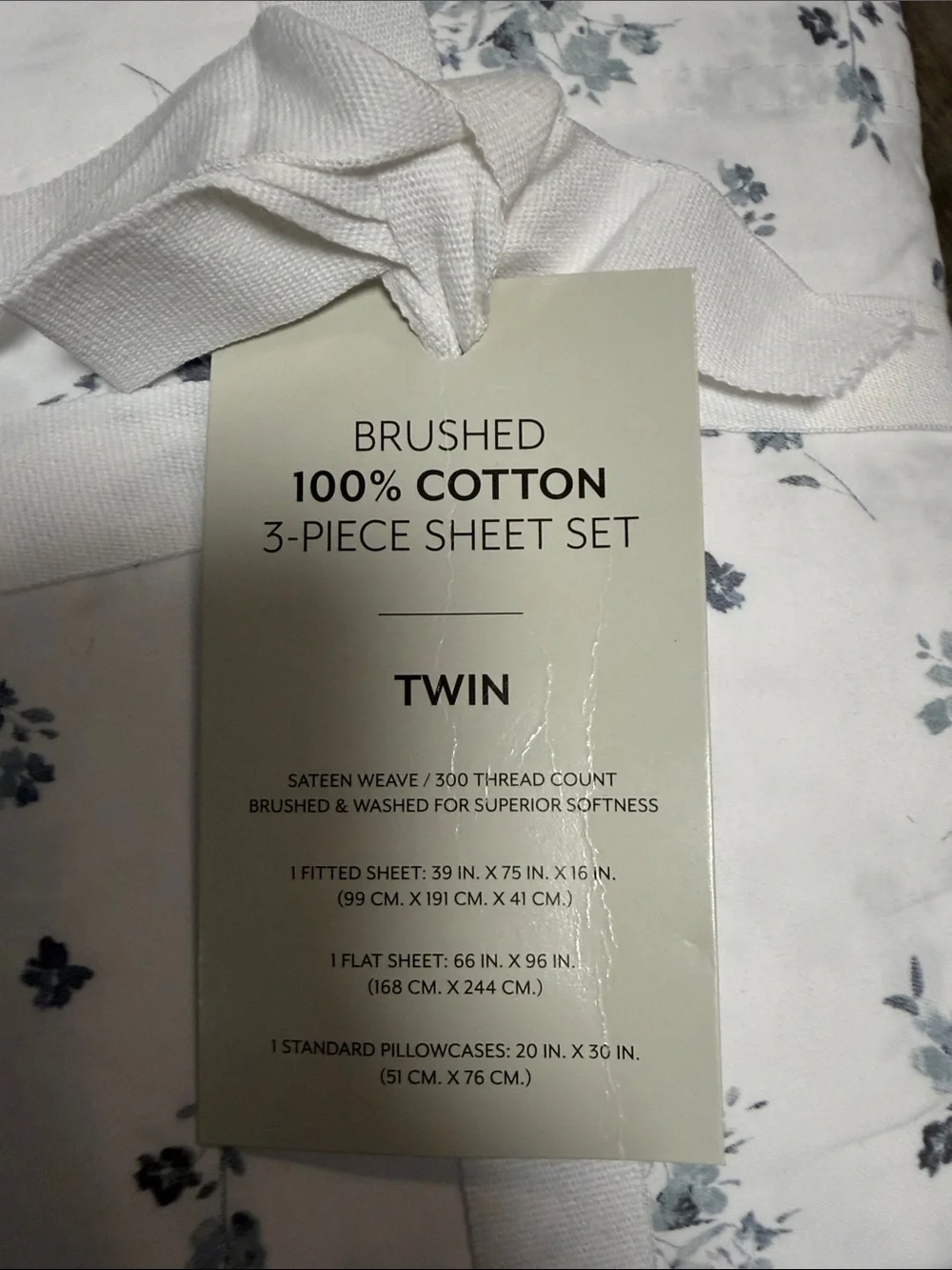 Brush 100% Cotton 3 piece sheet set Twin. 300 thread count